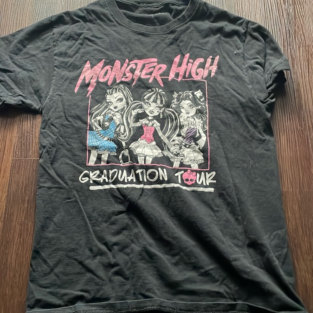 monster high shirt